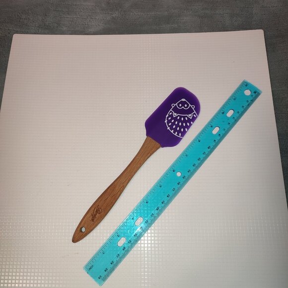 Hedgehog Spatula Purdys Charming Purple Kitchen Tool Kitchenware Silicone - Picture 2 of 6